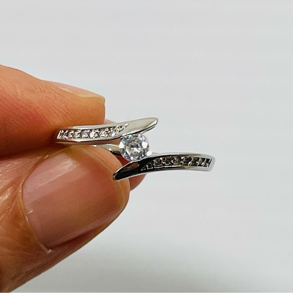 Silver Wedding Ring Band Women Promise Engagement Anniversary Jewelry Gift Box - Picture 5 of 10
